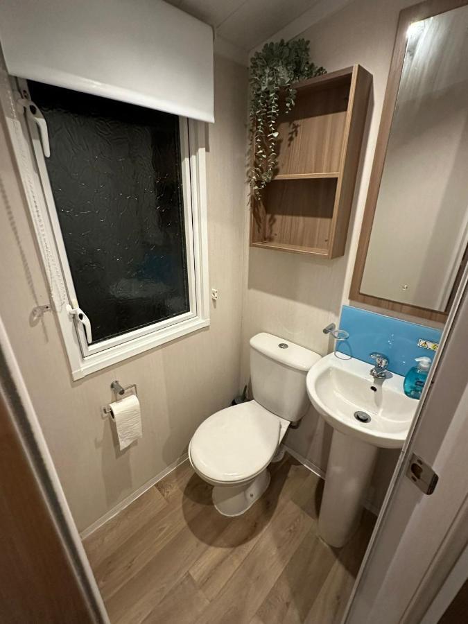 Вілла Luxurious 6 Berth Swift Bordeaux On Lyons Robin Hood Rhyl Meliden Екстер'єр фото