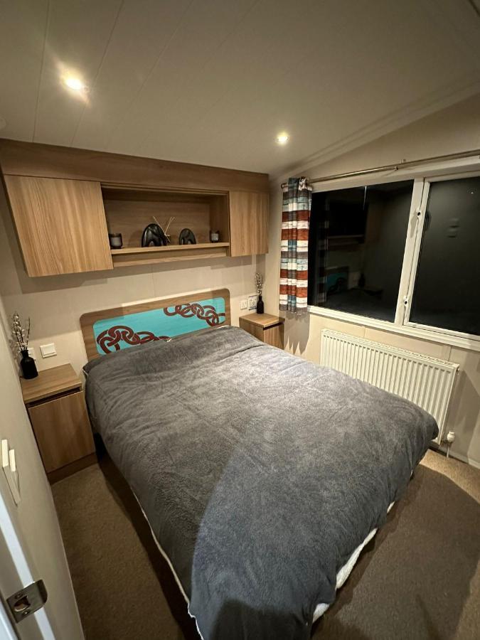 Вілла Luxurious 6 Berth Swift Bordeaux On Lyons Robin Hood Rhyl Meliden Екстер'єр фото